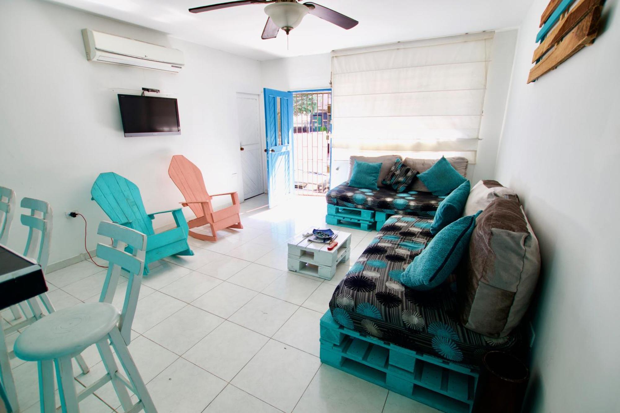 Quillahost Guesthouse Barranquilla  Exteriör bild